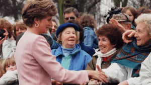 Princess Diana meeting the crowd